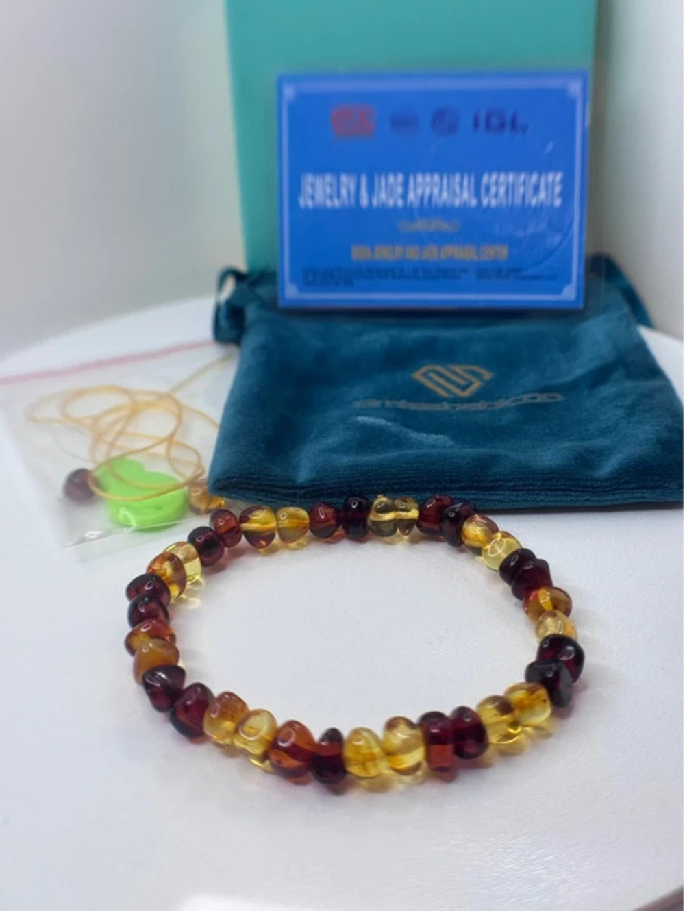 Genuine Amber bracelet with authenticity certificate